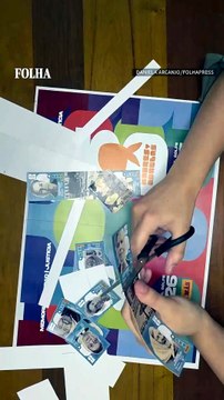 Argentina: Artista gráfico cria álbum de figurinhas das Mães e Avós da Praça da Maio, que procuram desaparecidos da ditadura