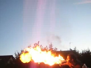 Piko crache du feu pour la 1ere fois