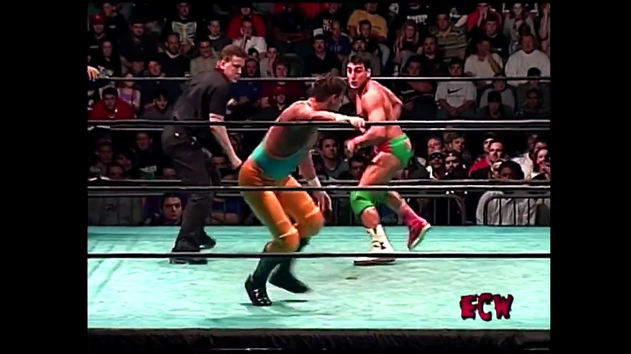 visualnewshub.com featured_posts.php minify R line 32 file ECW_Hardcore_TV_ECW_Hardcore_TV_S2000_E17_2000-04-22_SHD