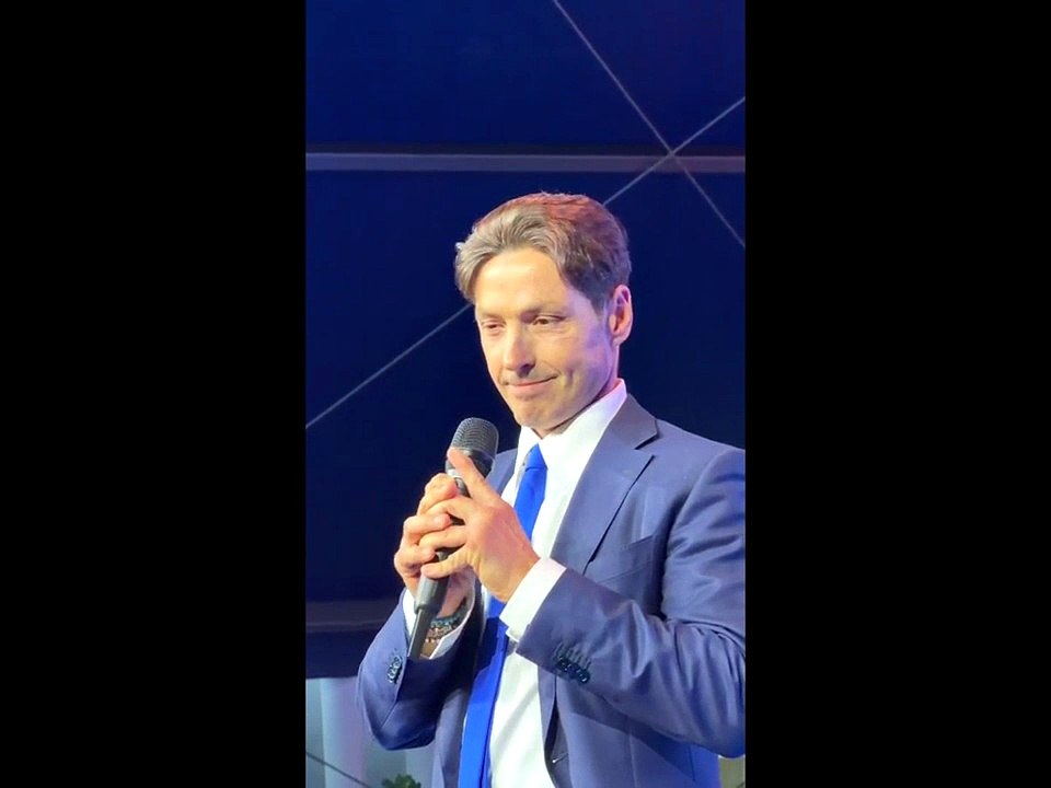 Pier Silvio Berlusconi: "L'incidente? Qualcuno ha trasformato una tragedia in miracolo..." - Video