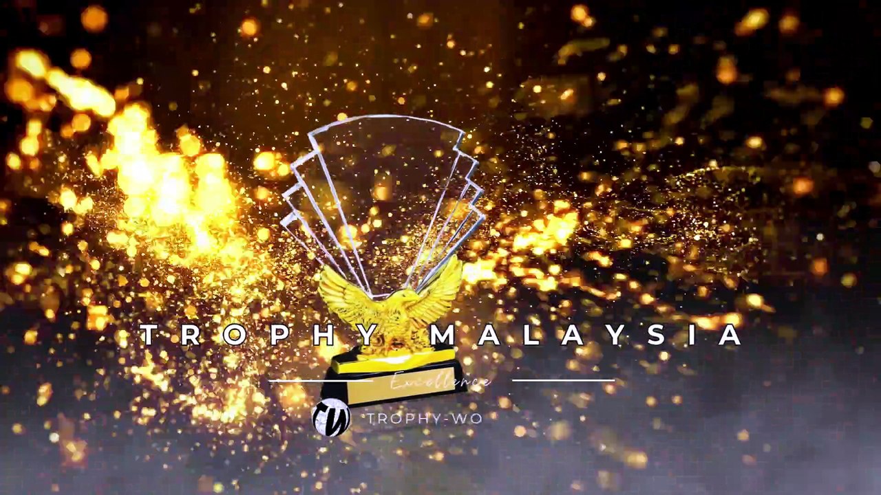 Golden Eagle Crystal Plaques at Trophy-World Malaysia | Custom Trophies & Plaques Supplier