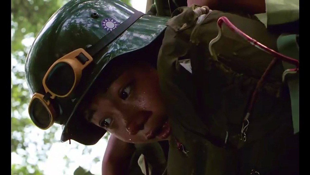 SanMaou Joins the Army - parachute stuck in tree