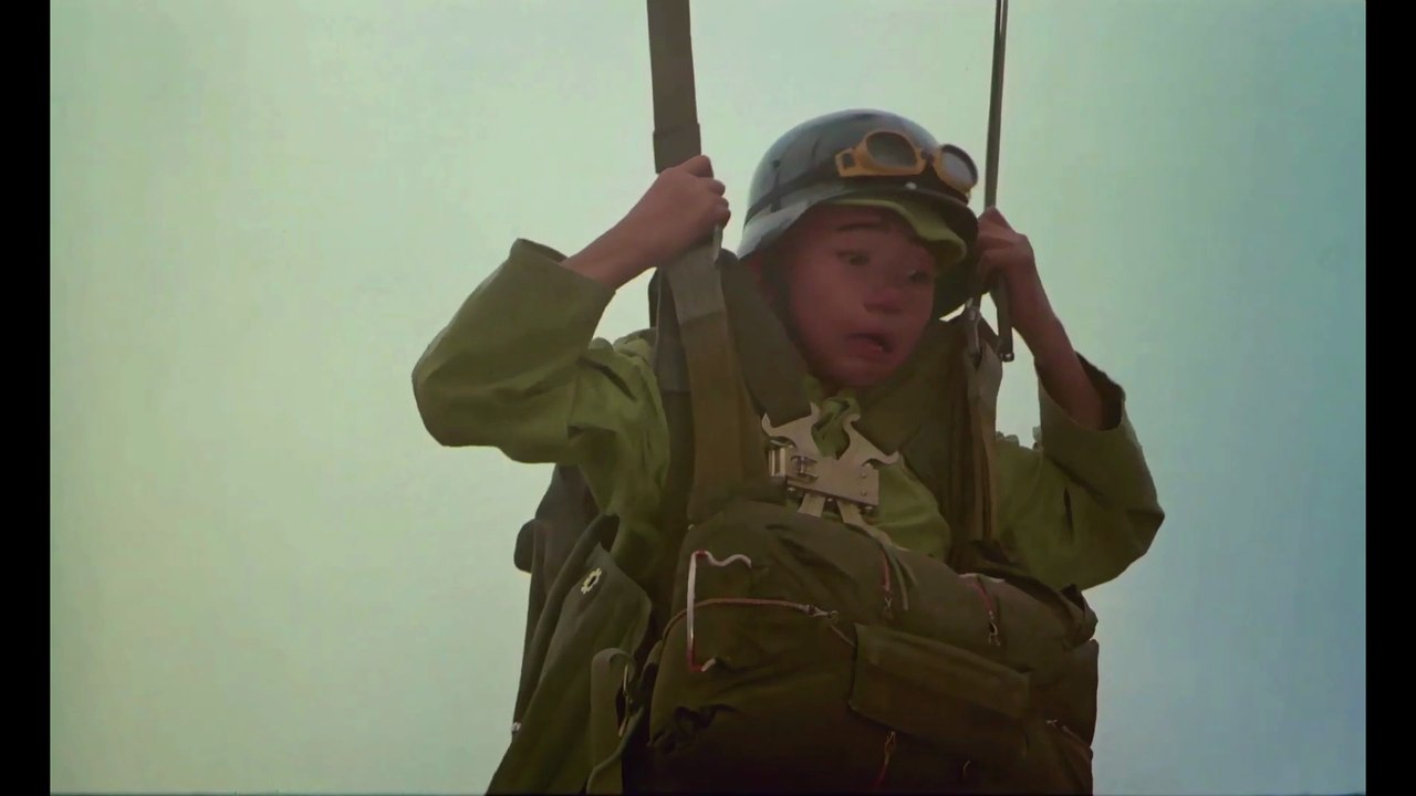 SanMaou Joins the Army - parachuting while dodging bullets