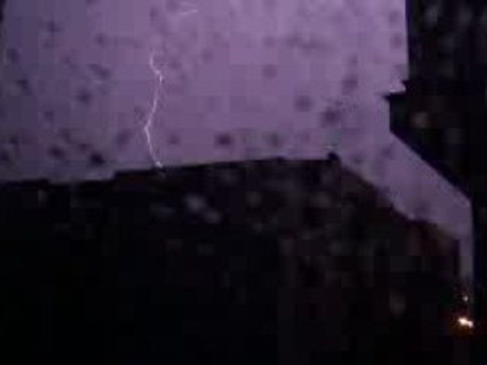 Orage Dijon 2 Août 2007 Partie 2