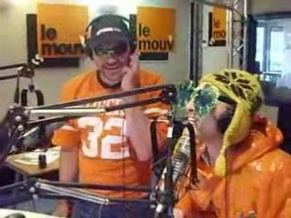 Le Uku du Friday S01E18 Smell Like Teen Spirit - Nirvana