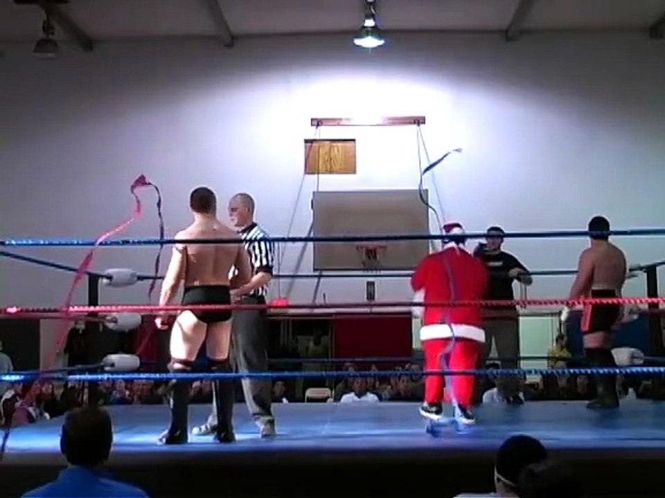 [PWG] Bryan Danielson vs. Samoa Joe (12/18/2004)
