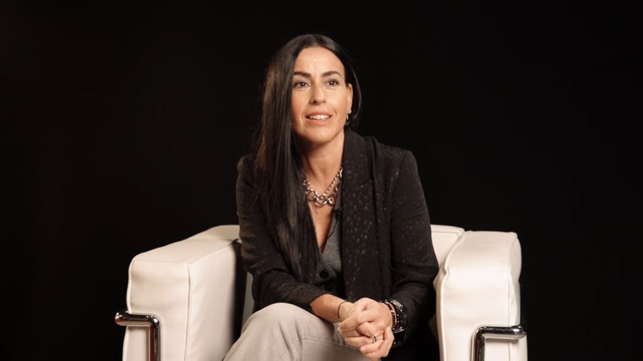 Laura Cuestas para Orange