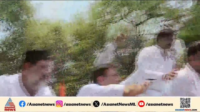 മീനാക്ഷി നടരാജന്റെ പത്രിക തള്ളിയതിൽ പ്രതിഷേധവുമായി കോൺ​ഗ്രസ് എംപിമാരും എംഎൽഎമാരും