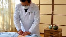 鍼灸院で腹診をしてもらう