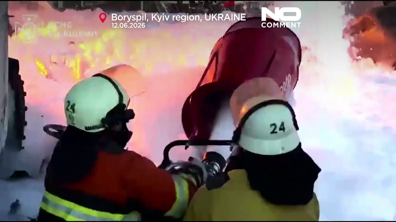 Raffica di droni russi su Kyiv e Mykolaiv, l'Ucraina segnala grandi incendi