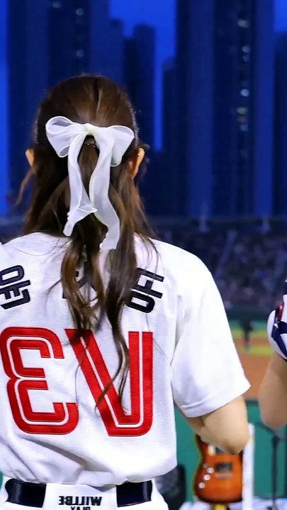 Best Korean Baseball Strikeout Dance + Cheerleader EP 63