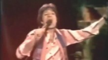 MY KINDA LIFE by Cliff Richard - live TV performance 1977