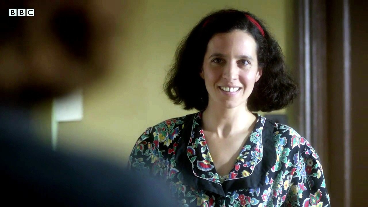 Call the Midwife - Series 1- Episode 1