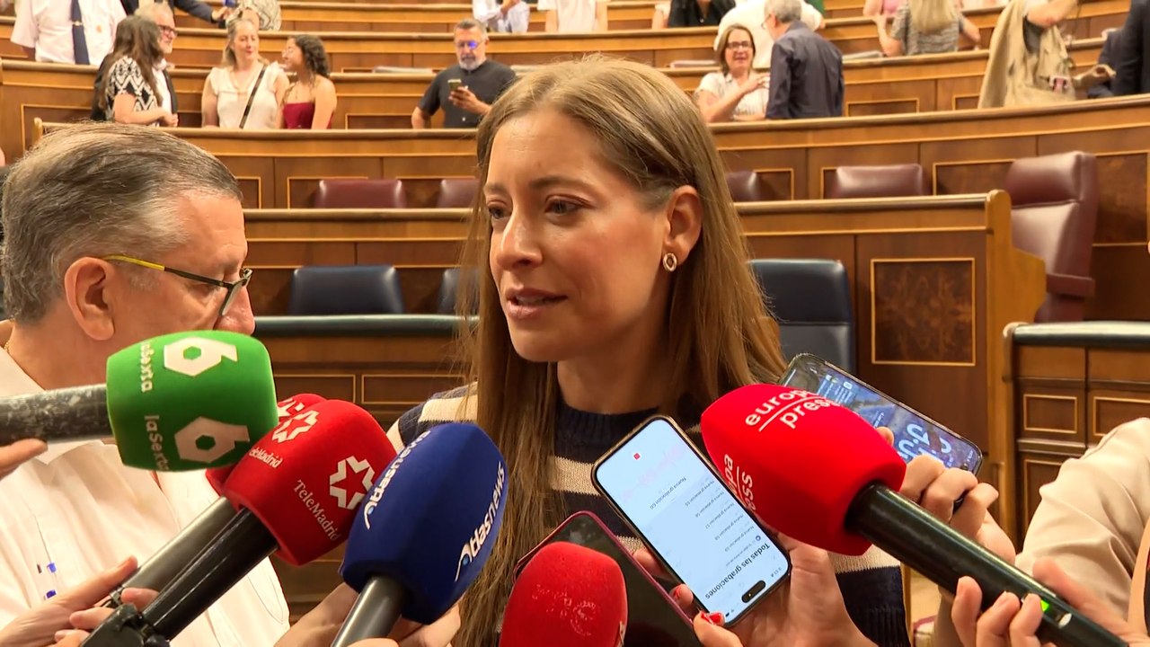 Ester Muñoz acusa a Zapatero de mentir: Ni es herencia de una abuela ni valen 30.000 euros