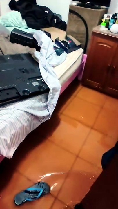 Chuva provoca alagamentos, derruba muros e causa estragos em Umuarama e região