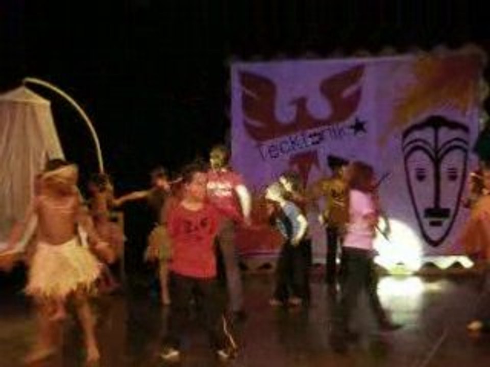 Spectacle