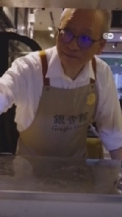 Hong Kong’s “Silver Economy”: Seniors still working at 70