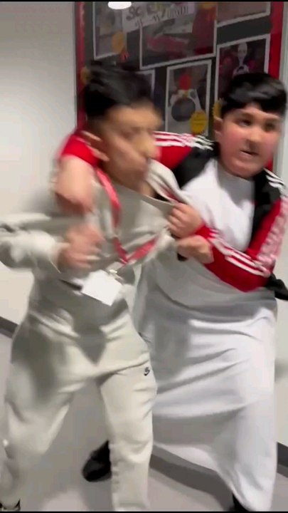 Casual school fight