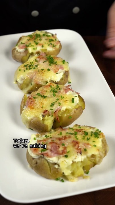 Smashed cheese potatoes 🤤