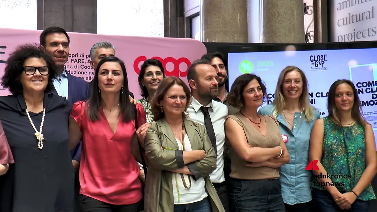 ‘Close the Gap’, campagna Coop per la prima volta in un luogo pubblico a Roma