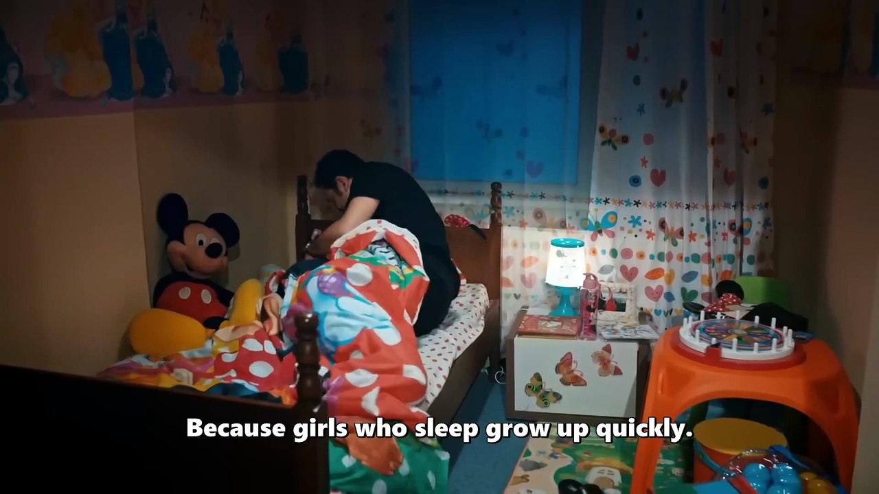 Acil Ask Araniyor Episode 1 | Turkish Drama English Subtitles | Full Episode