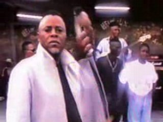 Apprenez à danser le Kiwa avec King Kester et Baba ! 💃