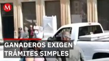 Gobierno exige trámites digitales a ganaderos sin Internet ni computadoras en sus granjas