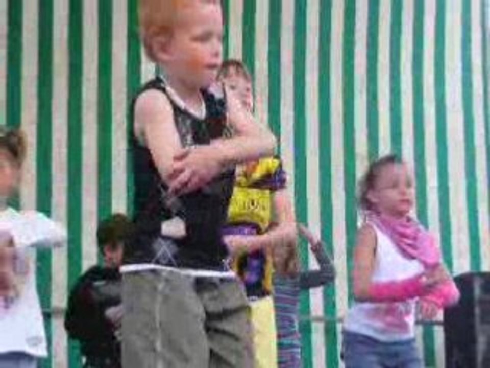 TECHTONIK TEKTONIK MONDOTEK enfants