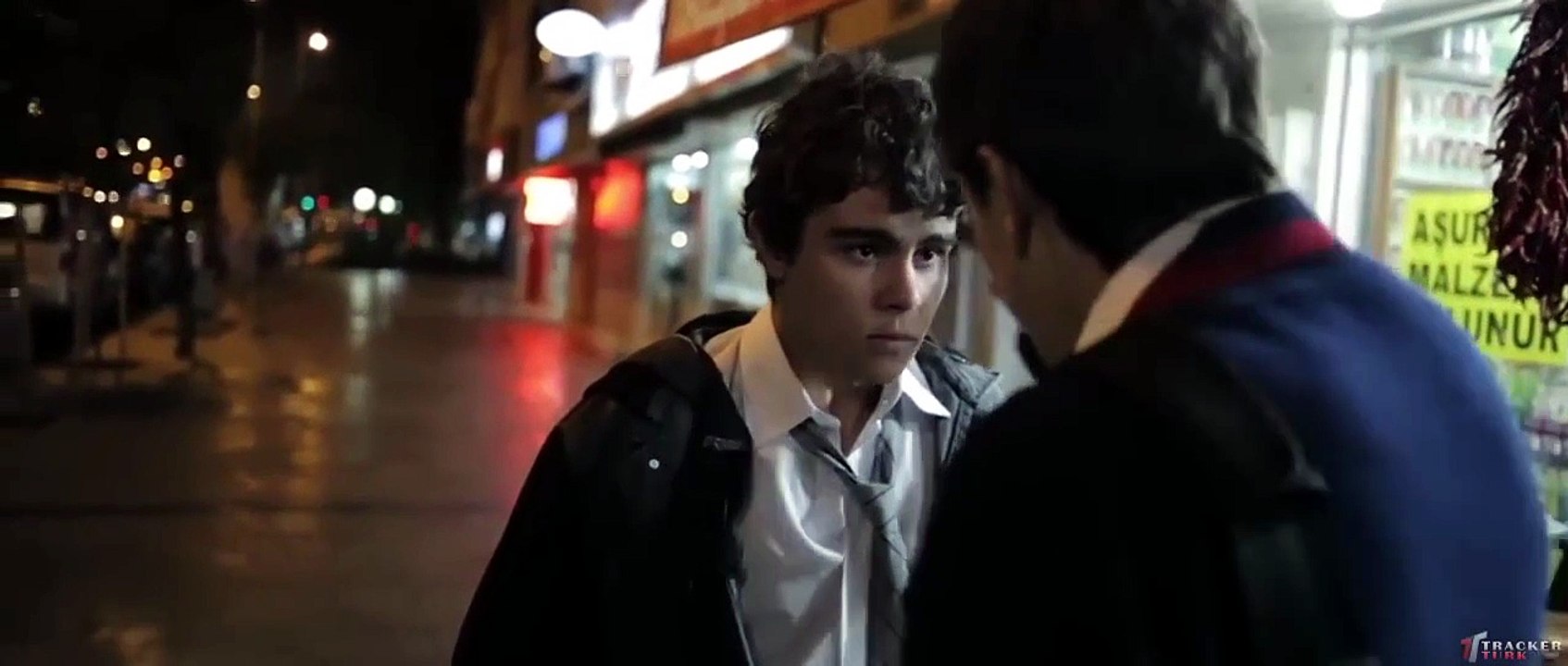 Köksüz (Nobody's Home) 2013 - Four people who cannot manage to become a family again after a loss