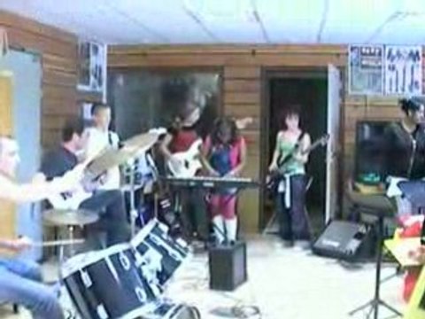 Groupe musique Collège c'est toi que je t'aime.