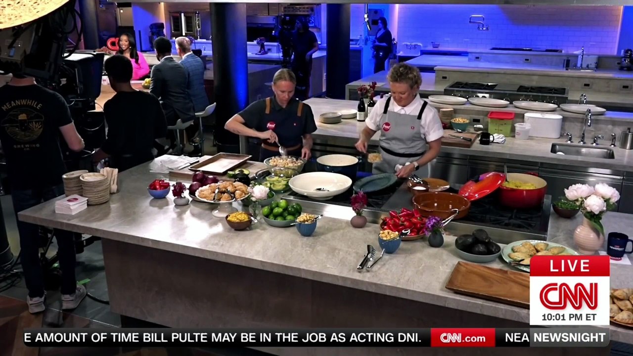 CNN-NewsNight-With-Abby-Phillip- 12.6.26