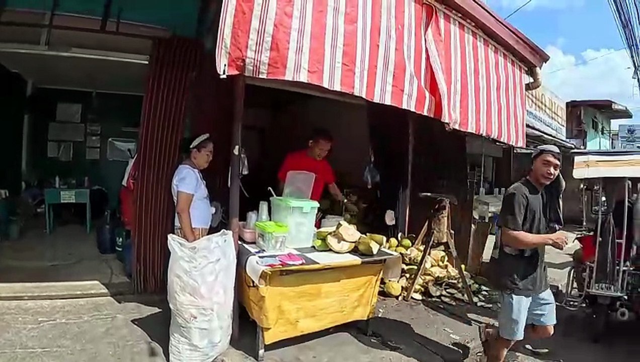 Bewildering Stroll Throughout V. Toledo Street in Silang in Cavite in the Philippines (256m)