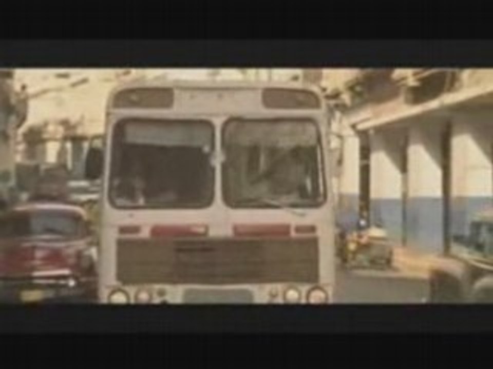 Louisy Joseph - «Assis par terre»