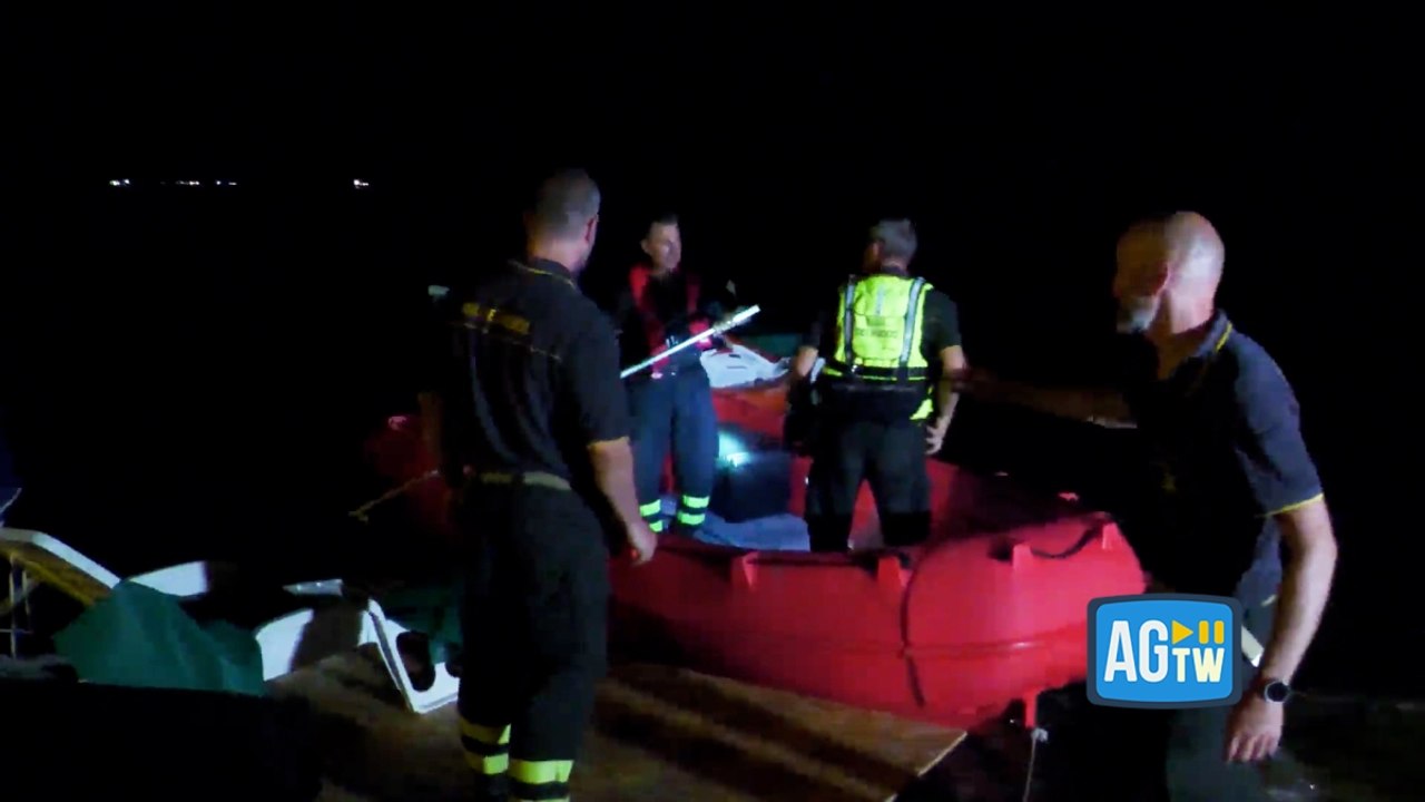 Le ricerche notturne del marito della ministra Roccella, disperso nel Lago di Vico