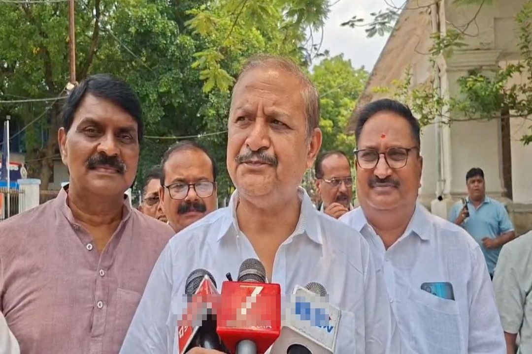 Mayor Audio Viral Case: महापौर और भाजपा जिलाध्यक्ष का वसूली वाला कथित ऑडियो हुआ था वायरल, जांच कराने एसपी से मिले कांग्रेसी
