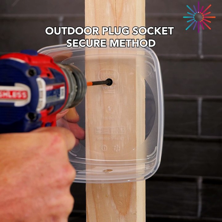 Rainproof your outdoor socket today🌧️🧰