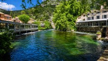 This Provence Village Feels Calm and Beautiful