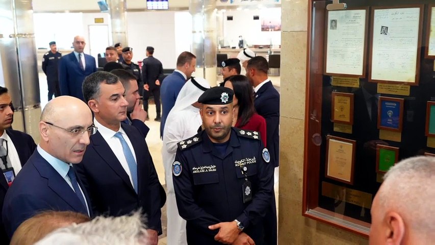 وزير الداخلية والبلديات اللبناني يطلع على أحدث المنظومات الأمنية والتقنية في الإدارة العامة للجنسية ووثائق السفر الكويتية وقطاع الأمن الجنائي