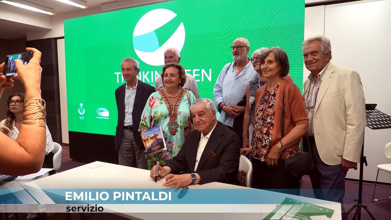 Zaho Hawass incanta Taormina e va a caccia della tomba di Cleopatra e Marco Antonio