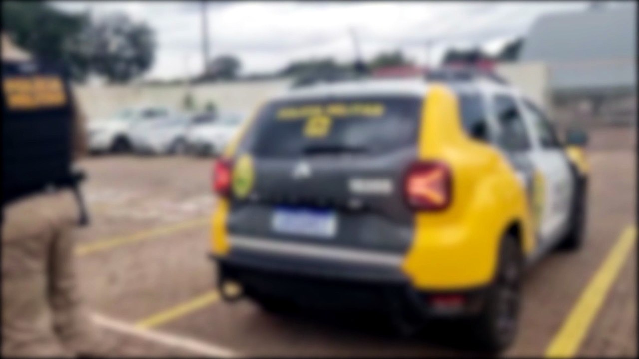 Homem é detido após supostamente dar soco no rosto da companheira