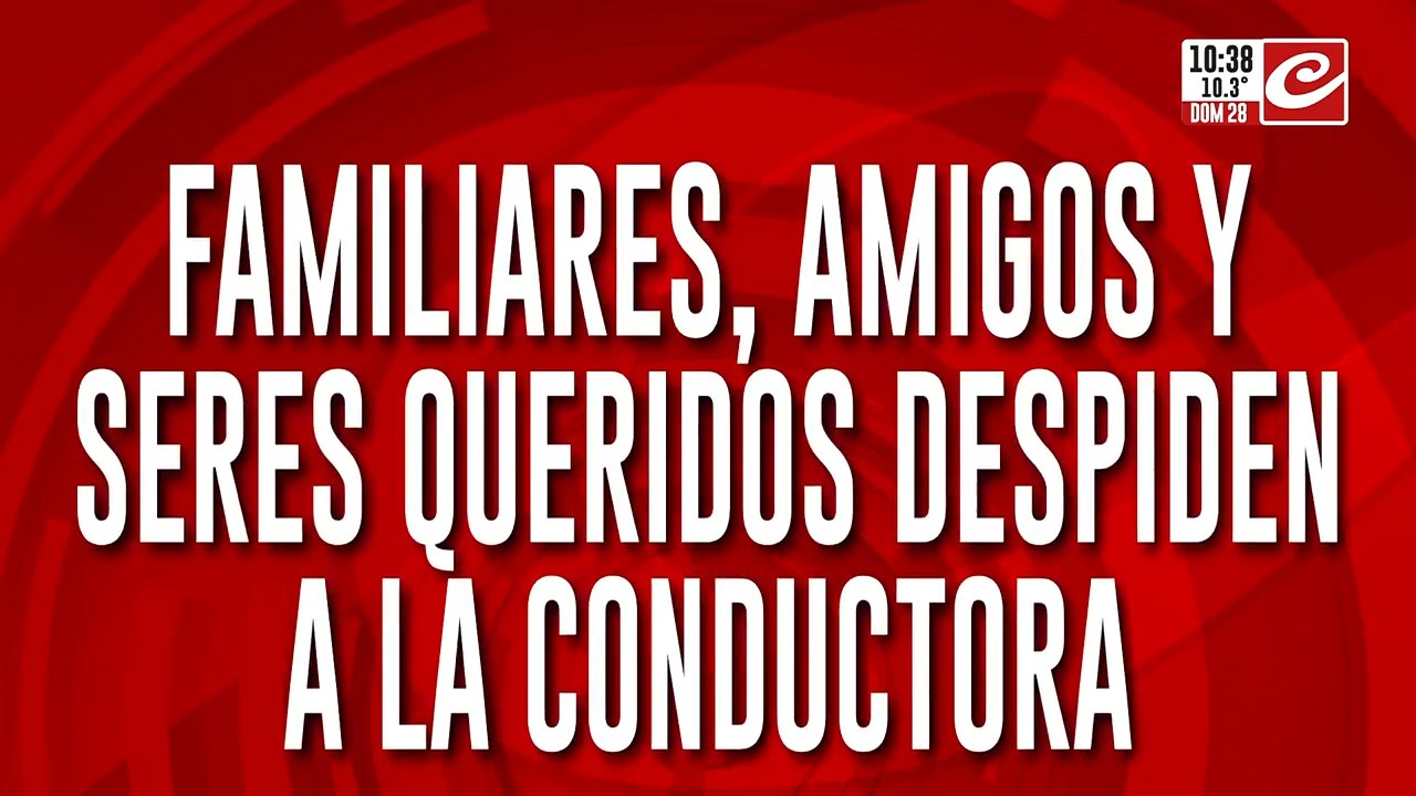 Lágrimas y profunda conmoción: el doloroso último adiós a Ernestina Pais