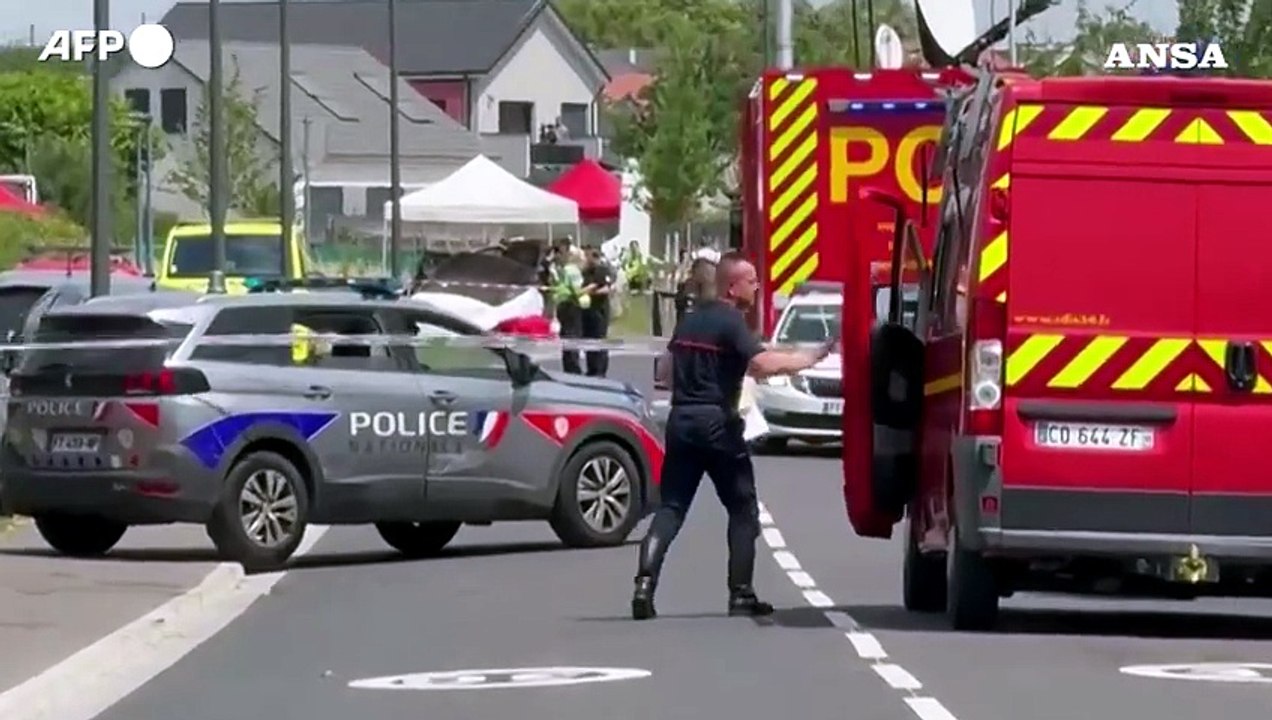 Aereo da turismo precipitato nell'est della Francia: "11 morti"