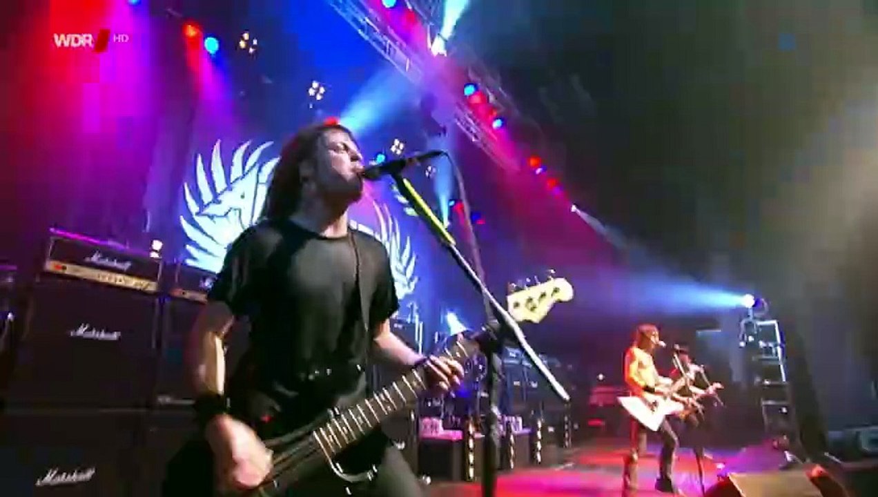 Stand Up for Rock 'n' Roll - Airbourne (live)