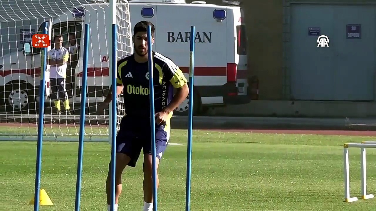 Fenerbahçe'den 6 bin taraftarıyla antrenman