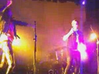 Näd Mika + Pierre Pascual - Girlfriend (Live Nouveau Casino)