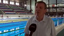 Dişleriyle tuttuğu kemerle şampiyon oldu