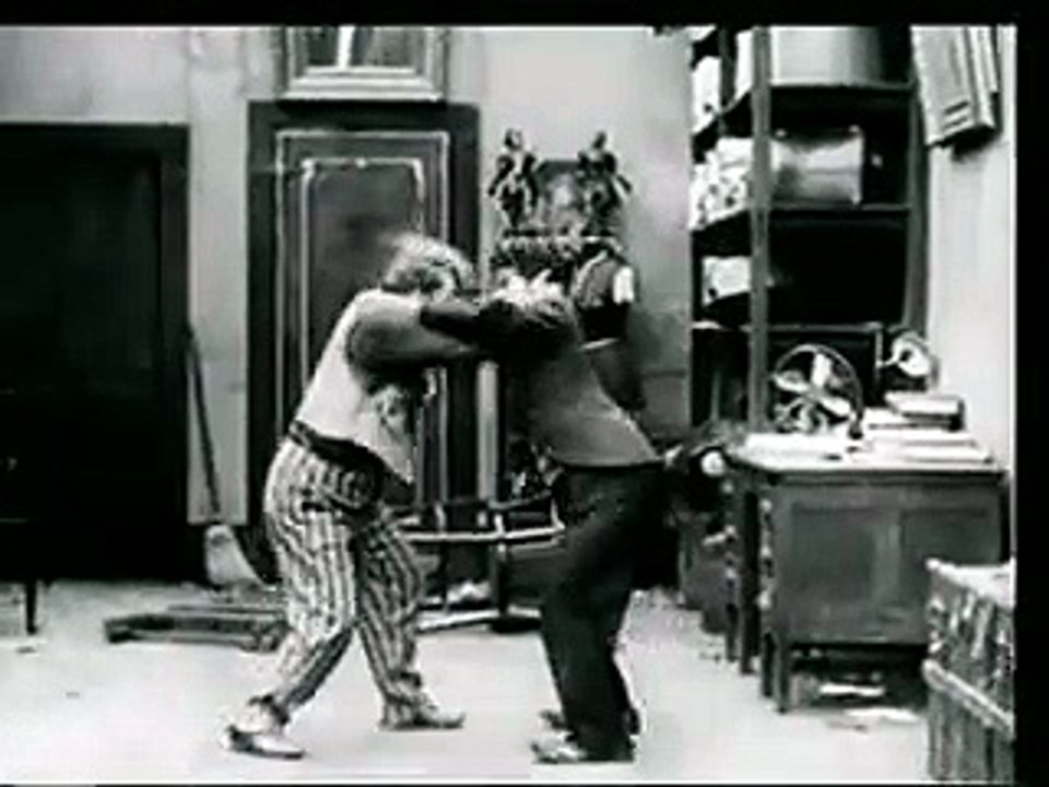 Charlie Chaplin - The Pawnshop
