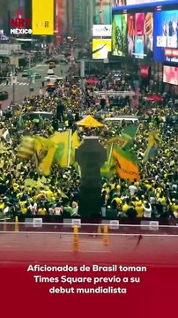 La afición brasileña convirtió Times Square en una auténtica fiesta mundialista horas antes del encuentro entre Brasil y Marruecos 🇧🇷⚽.