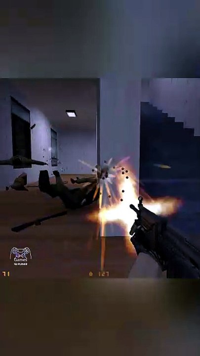 Intense CS 1.6 Action: Rainy Estate Showdown!