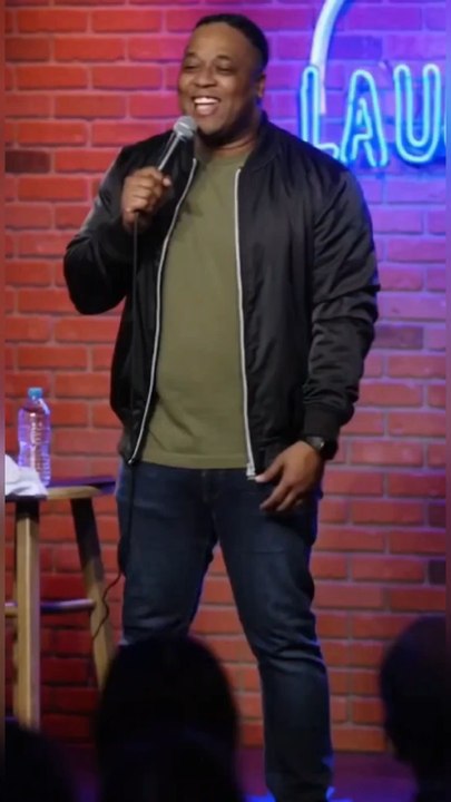 Comedian Devon Malik Scott glamszn